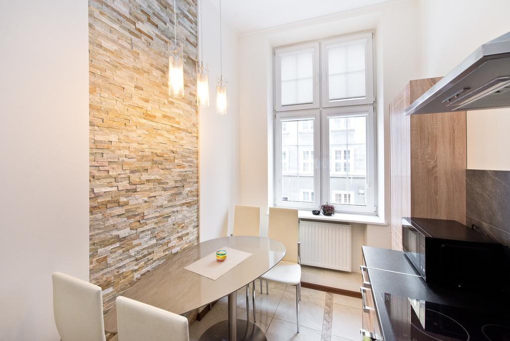 Gdanskie Apartamenty - Apartamenty Na Swietego Ducha Z 2 Sypialniami Luaran gambar
